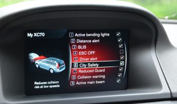 Tikko ievests. Volvo XC 70 Summum Black Edition 2.4 Dīzelis 4×4 Awd . Ar automātisko ātrumkārbu. full