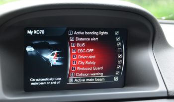 Tikko ievests. Volvo XC 70 Summum Black Edition 2.4 Dīzelis 4×4 Awd . Ar automātisko ātrumkārbu. full