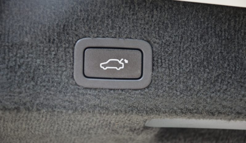 Tikko ievests. Volvo XC 70 Summum Black Edition 2.4 Dīzelis 4×4 Awd . Ar automātisko ātrumkārbu. full