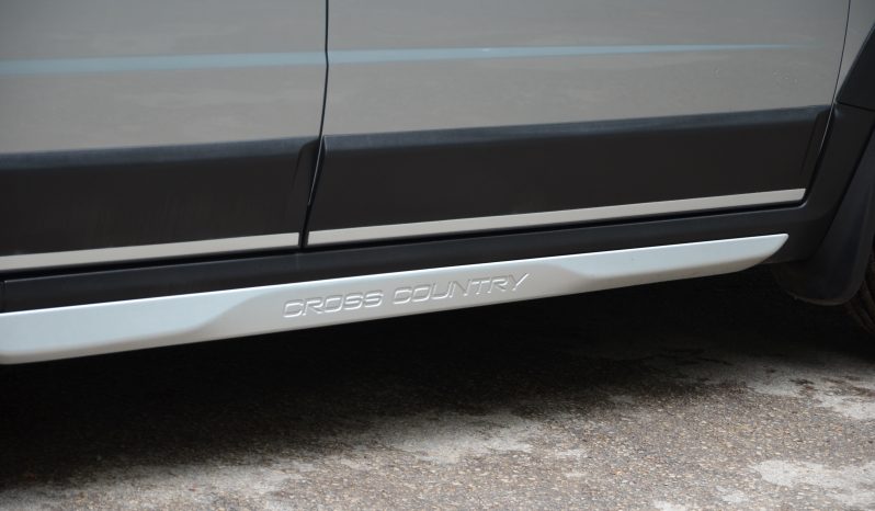 Tikko ievests. Volvo XC 70 Summum 2.4 Dīzelis 4×4 Awd . Ar automātisko ātrumkārbu. full