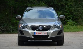 Tikko ievests. Volvo XC 60 Summum 2.4 D5 (158kw-215z/s) Dīzelis Awd (4×4) Pilnpiedziņa ar automātisko ātrumkārbu. full