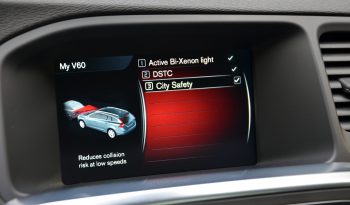 Tikko ievests. 2014. Gada modelis. Volvo. V60 Plug-In Hybrid Summum. 2.4D6 (158kw -215z/s diesel + 50Kw-68z/s Electro= 283z/s) Awd pilnpiedziņa. full