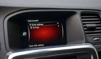 Tikko ievests. 2014. Gada modelis. Volvo. V60 Plug-In Hybrid Summum. 2.4D6 (158kw -215z/s diesel + 50Kw-68z/s Electro= 283z/s) Awd pilnpiedziņa. full
