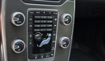 Tikko ievests. Volvo XC 70 Summum 2.4 Dīzelis 4×4 Awd . Ar automātisko ātrumkārbu. full