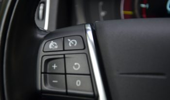 Tikko ievests. 2014. Gada modelis. Volvo. V60 Plug-In Hybrid Summum. 2.4D6 (158kw -215z/s diesel + 50Kw-68z/s Electro= 283z/s) Awd pilnpiedziņa. full