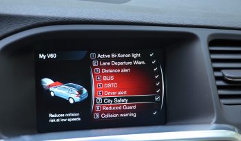 Tikko ievests. 2014. Gada modelis. Volvo. V60 Plug-In Hybrid Summum. 2.4D6 (158kw -215z/s diesel + 50Kw-68z/s Electro= 283z/s) Awd pilnpiedziņa. full