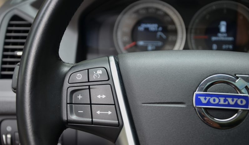 Tikko ievests. Volvo XC 60 Summum 2.4 D5 (158kw-215z/s) Dīzelis Awd (4×4) Pilnpiedziņa ar automātisko ātrumkārbu. full