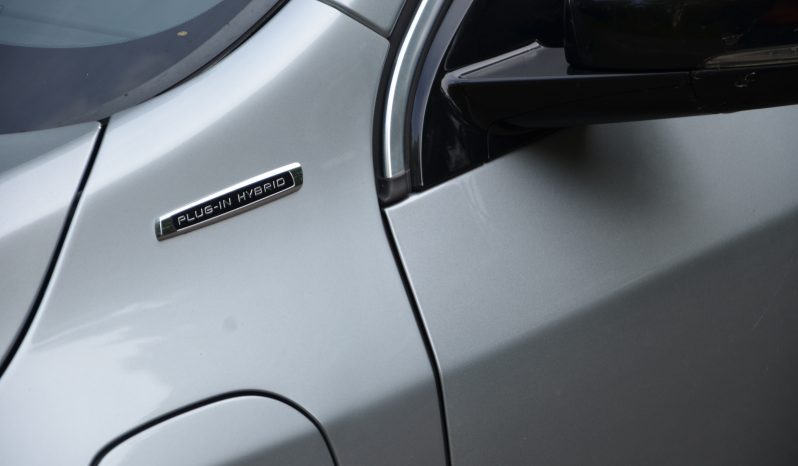 Tikko ievests. 2014. Gada modelis. Volvo. V60 Plug-In Hybrid Summum. 2.4D6 (158kw -215z/s diesel + 50Kw-68z/s Electro= 283z/s) Awd pilnpiedziņa. full