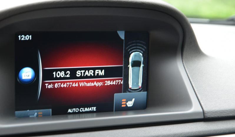 Tikko ievests. Volvo XC 70 Summum 2.4 Dīzelis 4×4 Awd . Ar automātisko ātrumkārbu. full