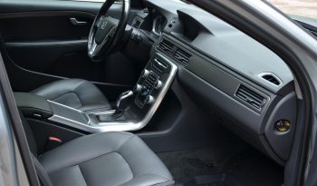 Tikko ievests. Volvo XC 70 Summum 2.4 Dīzelis 4×4 Awd . Ar automātisko ātrumkārbu. full