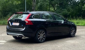 DRĪZUMĀ- Volvo. V60 Plug-In Hybrid Summum. 2.4D6 (162kw -220z/s diesel + 50Kw-68z/s Electro= 288z/s) Awd pilnpiedziņa. full