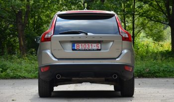 Tikko ievests. Volvo XC 60 Summum 2.4 D5 (158kw-215z/s) Dīzelis Awd (4×4) Pilnpiedziņa ar automātisko ātrumkārbu. full