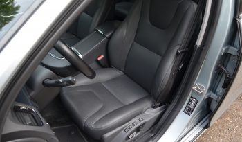Tikko ievests. 2014. Gada modelis. Volvo. V60 Plug-In Hybrid Summum. 2.4D6 (158kw -215z/s diesel + 50Kw-68z/s Electro= 283z/s) Awd pilnpiedziņa. full