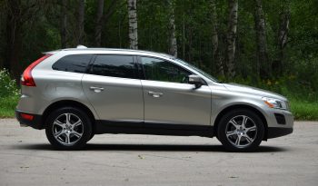 Tikko ievests. Volvo XC 60 Summum 2.4 D5 (158kw-215z/s) Dīzelis Awd (4×4) Pilnpiedziņa ar automātisko ātrumkārbu. full