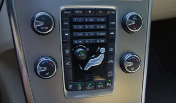 Tikko ievests. Volvo XC 60 Summum 2.4 D5 (158kw-215z/s) Dīzelis Awd (4×4) Pilnpiedziņa ar automātisko ātrumkārbu. full