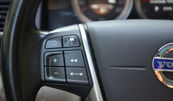 Tikko ievests. Volvo XC 60 Summum 2.4 D5 (158kw-215z/s) Dīzelis Awd (4×4) Pilnpiedziņa ar automātisko ātrumkārbu. full