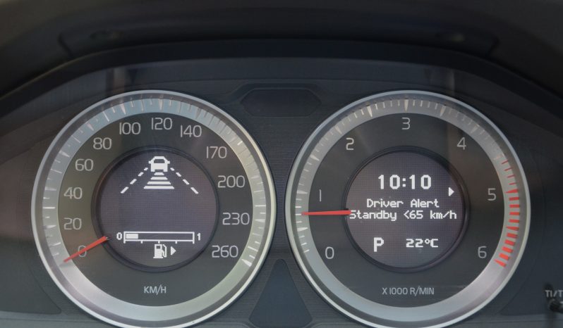 Tikko ievests. Volvo XC 60 Summum 2.4 D5 (158kw-215z/s) Dīzelis Awd (4×4) Pilnpiedziņa ar automātisko ātrumkārbu. full