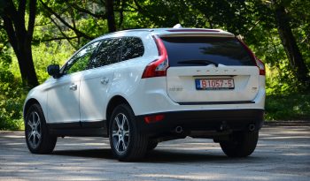 Tikko ievests. Volvo XC 60 Summum 2.4 D5 (158kw-215z/s) Dīzelis Awd (4×4) Pilnpiedziņa ar automātisko ātrumkārbu. full
