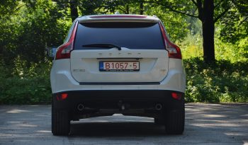 Tikko ievests. Volvo XC 60 Summum 2.4 D5 (158kw-215z/s) Dīzelis Awd (4×4) Pilnpiedziņa ar automātisko ātrumkārbu. full