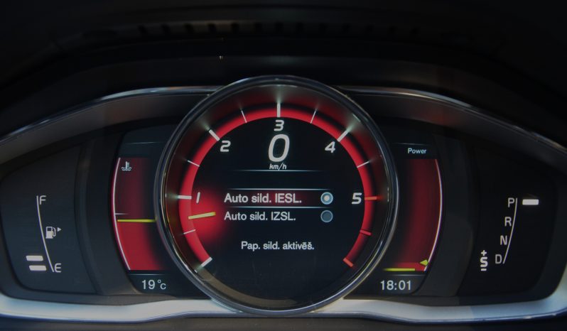 Tikko ievests. Volvo XC 60 Summum 2.4 D5 (158kw-215z/s) Dīzelis Awd (4×4) Pilnpiedziņa ar automātisko ātrumkārbu. full