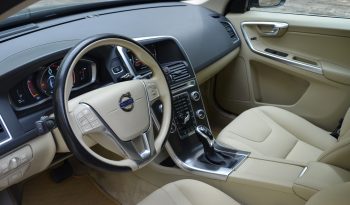 Tikko ievests. 2016 gada Modelis Volvo XC 60 Summum Xenium 2.4 Dīzelis Awd (4×4) Pilnpiedziņa ar automātisko ātrumkārbu. full