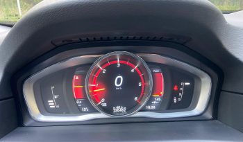 Tikko ievests-Volvo XC 70 Summum 2.4 Dīzelis 4×4 Awd . Ar automātisko ātrumkārbu. full