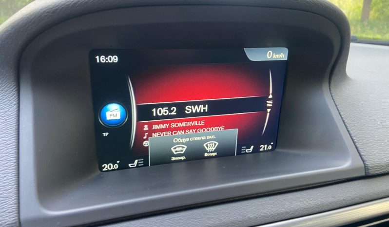 Tikko ievests-Volvo XC 70 Summum 2.4 Dīzelis 4×4 Awd . Ar automātisko ātrumkārbu. full