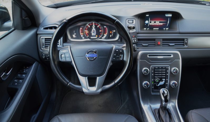 Tikko ievests-Volvo XC 70 Summum 2.4 Dīzelis 4×4 Awd . Ar automātisko ātrumkārbu. full