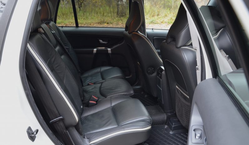 Tikko ievests. 2012 gada. modelis. Volvo Xc90 R Design 2.4D5 (147Kw-200 Z/s) Dīzelis 7- Vietas. Awd (4×4) ar automātisko ātrumkārbu. full