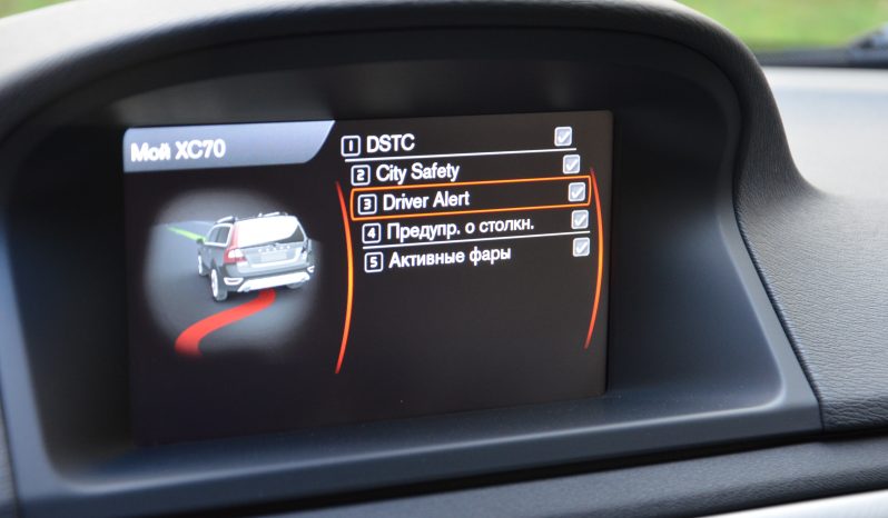 Tikko ievests. Volvo XC 70 Summum 2.4 Dīzelis Awd (4×4) Pilnpiedziņa ar automātisko ātrumkārbu. full