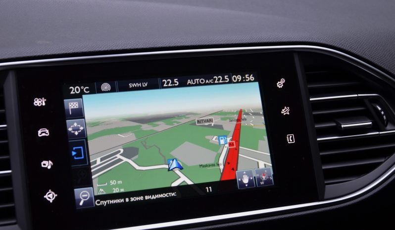 Peugeot 308 ar automātisko ātrumkārbu. full