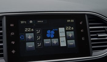 Peugeot 308 ar automātisko ātrumkārbu. full
