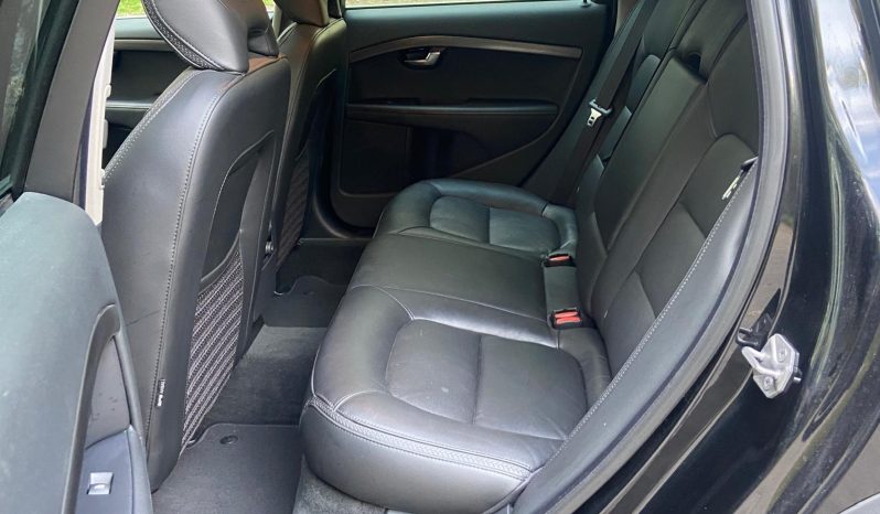 Tikko ievests-Volvo XC 70 Summum 2.4 Dīzelis 4×4 Awd . Ar automātisko ātrumkārbu. full