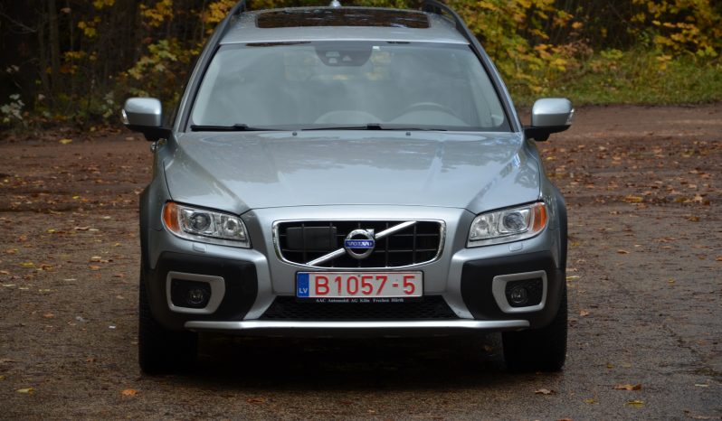 Tikko ievests. Volvo XC 70 Summum 2.4 Dīzelis Awd (4×4) Pilnpiedziņa ar automātisko ātrumkārbu. full