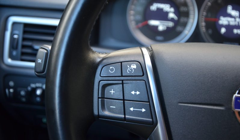 Tikko ievests. Volvo XC 70 Summum 2.4 Dīzelis Awd (4×4) Pilnpiedziņa ar automātisko ātrumkārbu. full