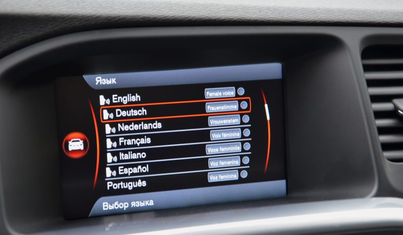 Tikko ievests. Volvo S60 Summum 2.4D5 (158kw-215z/s) Dīzelis. Ar automātisko ātrumkārbu. full