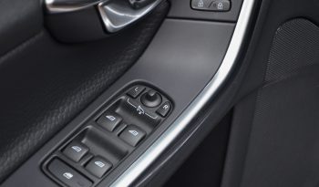 Tikko ievests. Volvo S60 Summum 2.4D5 (158kw-215z/s) Dīzelis. Ar automātisko ātrumkārbu. full