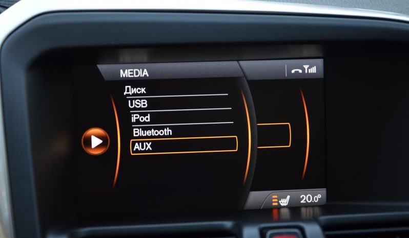 Tikko ievests. Volvo XC 60 Summum 2.4 D5 (158kw-215z/s) Dīzelis Awd (4×4) Pilnpiedziņa ar automātisko ātrumkārbu. full