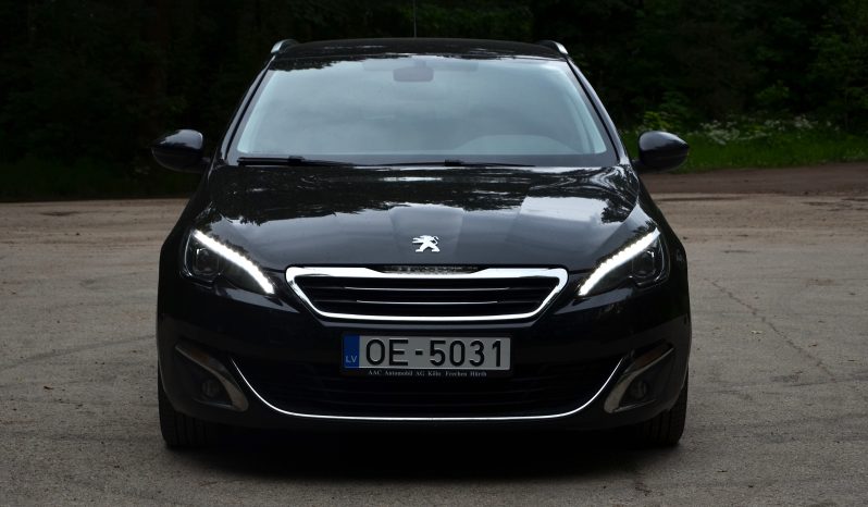 Peugeot 308 ar automātisko ātrumkārbu. full