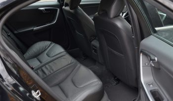 Tikko ievests. Volvo S60 Summum 2.4D5 (158kw-215z/s) Dīzelis. Ar automātisko ātrumkārbu. full