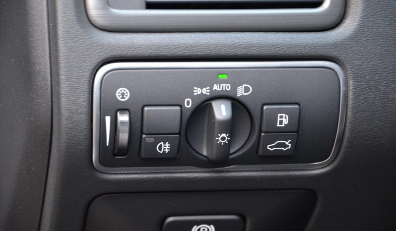 Tikko ievests-Volvo XC 70 Summum 2.4 Dīzelis 4×4 Awd . Ar automātisko ātrumkārbu. full