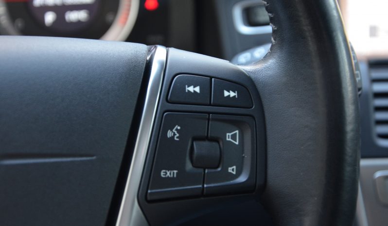 Tikko ievests. Volvo XC 60 Summum 2.4 D5 (158kw-215z/s) Dīzelis Awd (4×4) Pilnpiedziņa ar automātisko ātrumkārbu. full