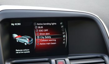 Tikko ievests. 2016 gada Modelis Volvo XC 60 Summum Xenium 2.4 Dīzelis Awd (4×4) Pilnpiedziņa ar automātisko ātrumkārbu. full