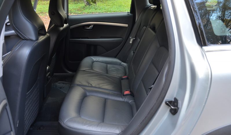 Tikko ievests. Volvo XC 70 Summum 2.4 Dīzelis Awd (4×4) Pilnpiedziņa ar automātisko ātrumkārbu. full