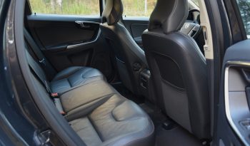 Tikko ievests. Volvo XC 60 Summum 2.4 D5 (158kw-215z/s) Dīzelis Awd (4×4) Pilnpiedziņa ar automātisko ātrumkārbu. full