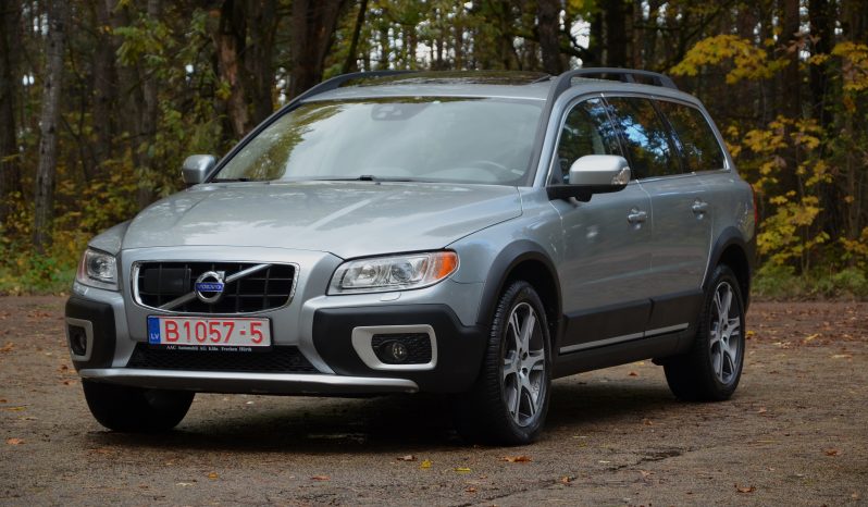 Tikko ievests. Volvo XC 70 Summum 2.4 Dīzelis Awd (4×4) Pilnpiedziņa ar automātisko ātrumkārbu. full