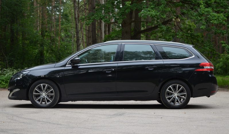 Peugeot 308 ar automātisko ātrumkārbu. full