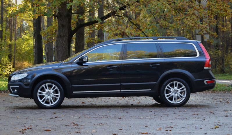 Tikko ievests-Volvo XC 70 Summum 2.4 Dīzelis 4×4 Awd . Ar automātisko ātrumkārbu. full