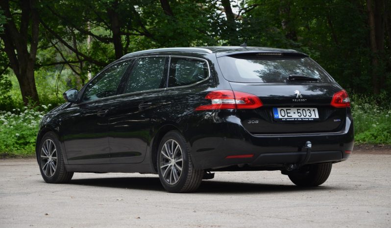 Peugeot 308 ar automātisko ātrumkārbu. full