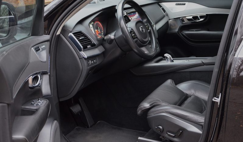 Tikko ievests. 2016. gada modelis. Volvo Xc90 Inscription T8 Twin Engine Awd. Benzīns-Elektrība. 7 sēdvietas. full